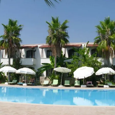 호텔 Xanthos Boutique 2*