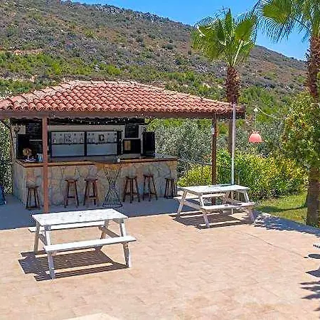 מלון Xanthos Boutique